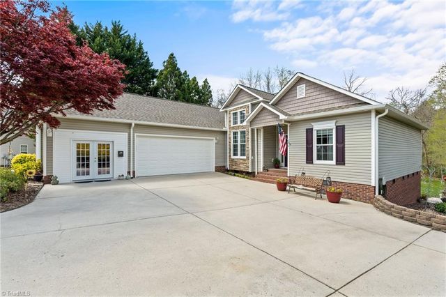 106 Mae Matilda Court, Archdale, NC 27263