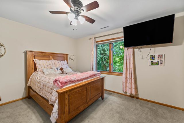 1035 Vermont Court, Ames, IA 50014