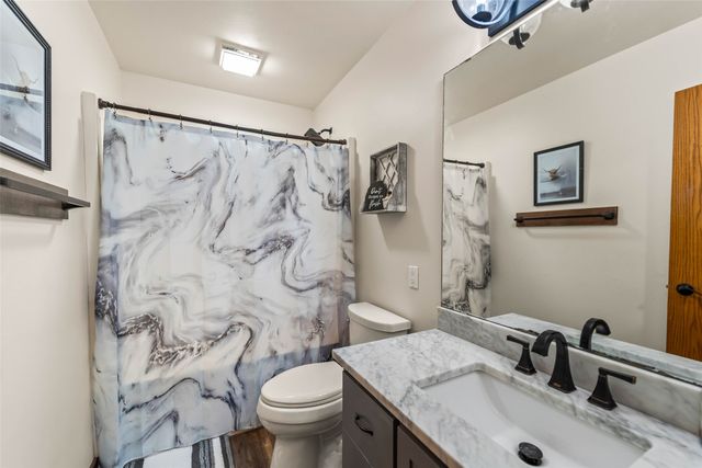 1035 Vermont Court, Ames, IA 50014
