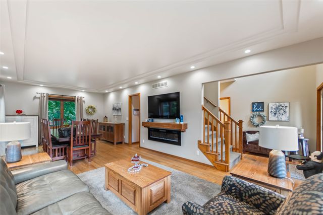 1035 Vermont Court, Ames, IA 50014