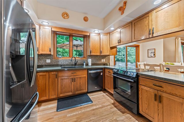 1035 Vermont Court, Ames, IA 50014