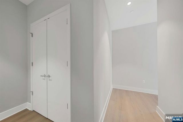 1 Center Street 302, Clifton, NJ 07011