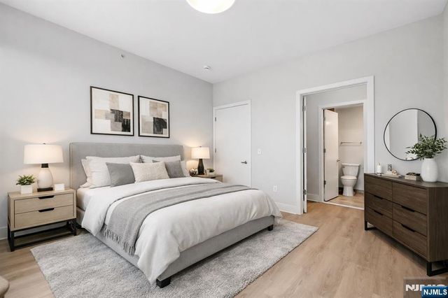 1 Center Street 302, Clifton, NJ 07011