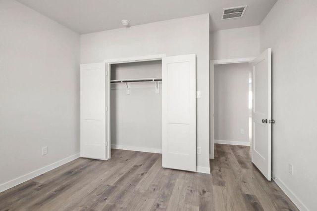 496 Shoreview Drive, Conroe, TX 77303