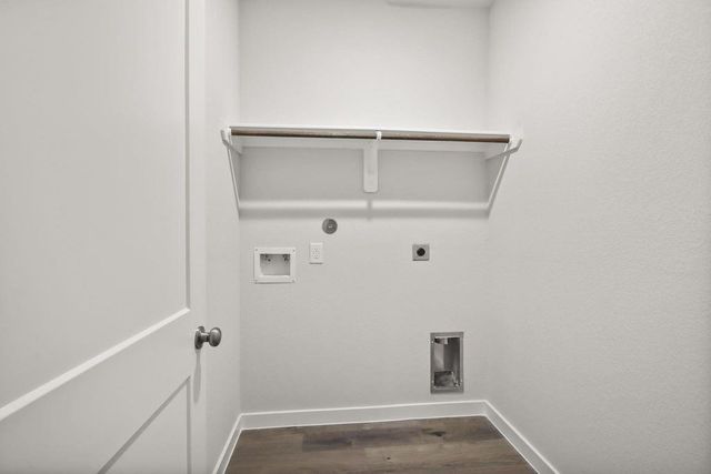 496 Shoreview Drive, Conroe, TX 77303