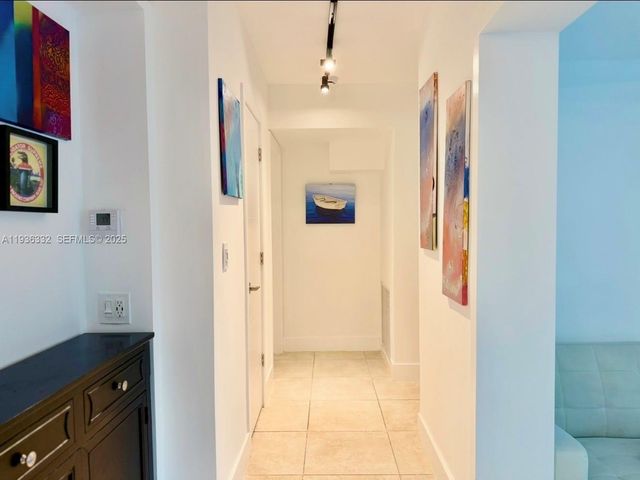 806 Argonaut Is 2, Dania Beach, FL 33004