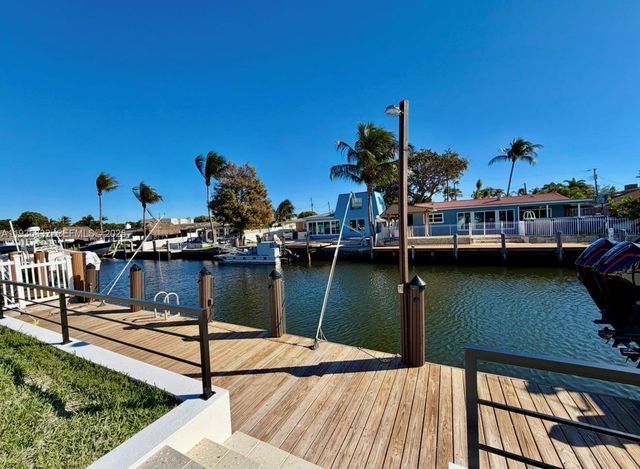 806 Argonaut Is 2, Dania Beach, FL 33004