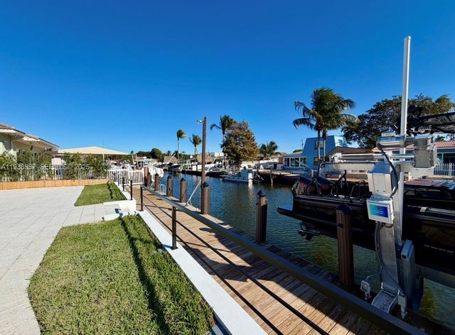 806 Argonaut Is 2, Dania Beach, FL 33004