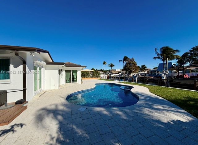 806 Argonaut Is 2, Dania Beach, FL 33004