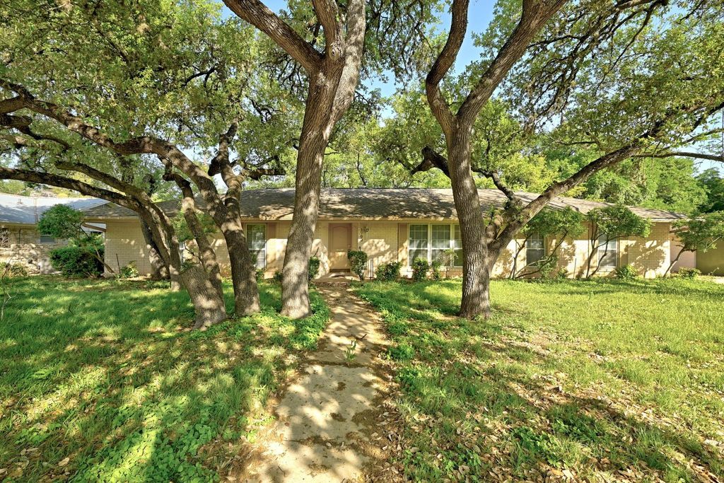 1700 Barton Hills DR, Austin, TX 78704