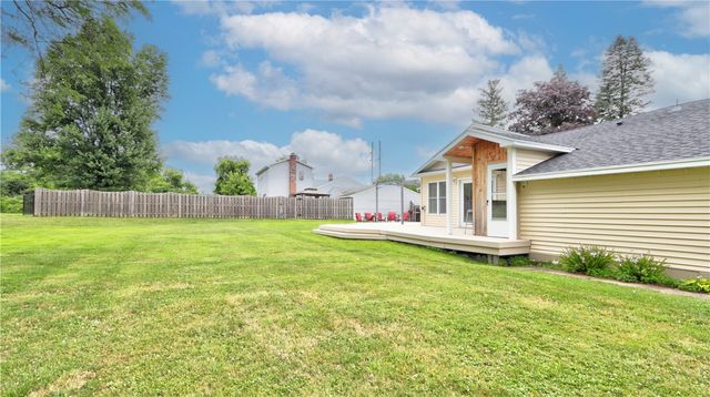 6055 South Street Rd, Fleming, NY 13021