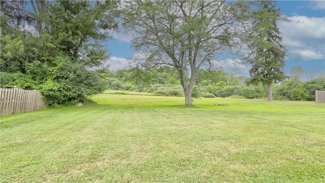 6055 South Street Rd, Fleming, NY 13021