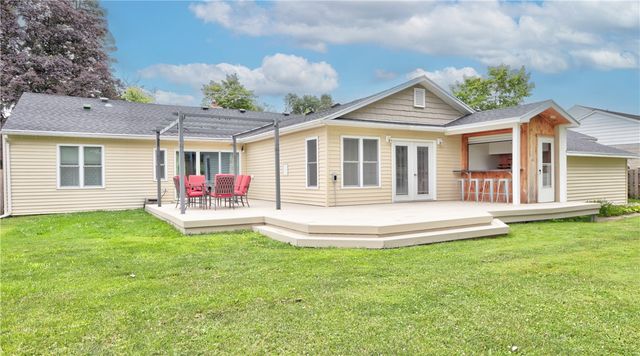 6055 South Street Rd, Fleming, NY 13021