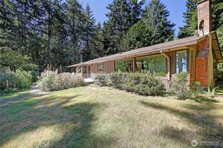 563 Wayne's Ridge Circle, Camano Island, WA 98282