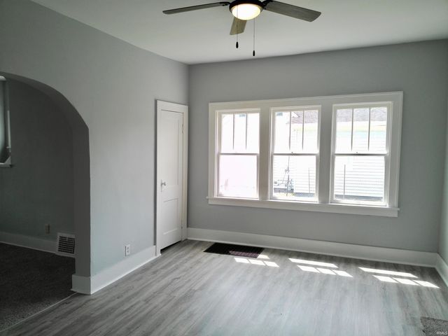 721 S Arnold Street, South Bend, IN 46619