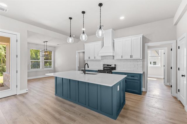 2318 Progress Drive, Brenham, TX 77833