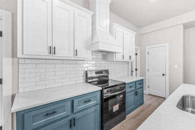 2318 Progress Drive, Brenham, TX 77833