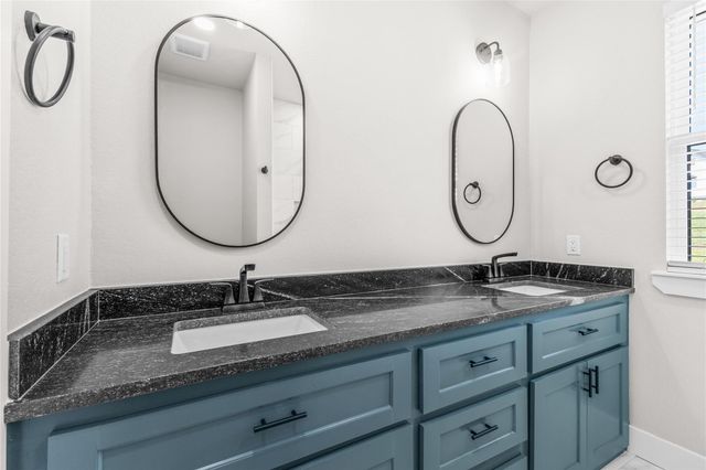 2318 Progress Drive, Brenham, TX 77833