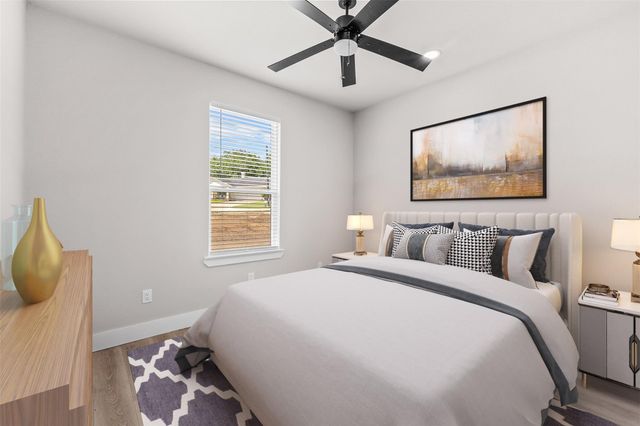 2318 Progress Drive, Brenham, TX 77833