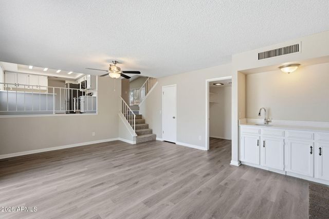 4616 W CHICAGO Street, Chandler, AZ 85226