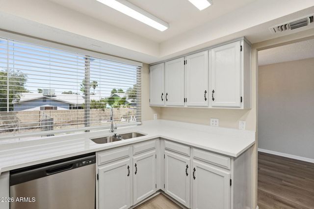 4616 W CHICAGO Street, Chandler, AZ 85226