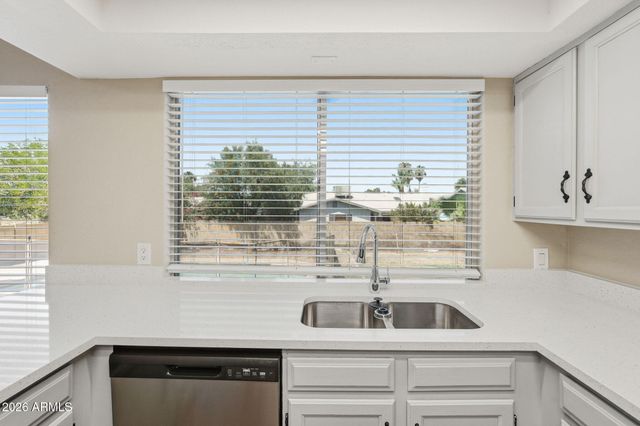 4616 W CHICAGO Street, Chandler, AZ 85226