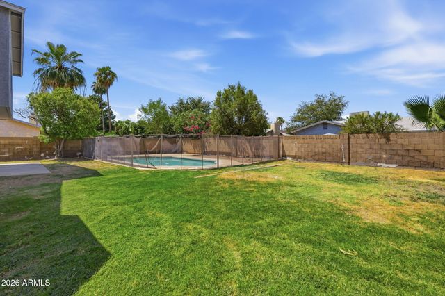 4616 W CHICAGO Street, Chandler, AZ 85226