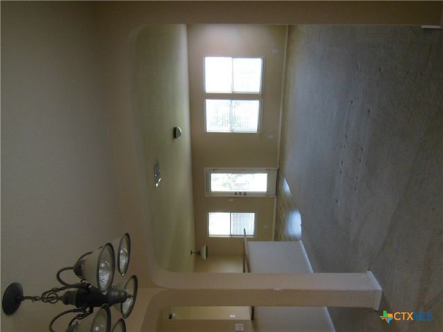 391 Oakcrest, New Braunfels, TX 78130