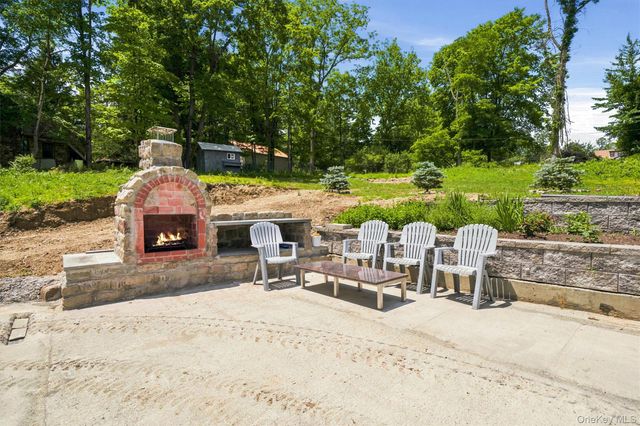 556 Lakes Road, Monroe, NY 10950
