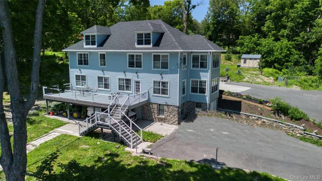 556 Lakes Road, Monroe, NY 10950