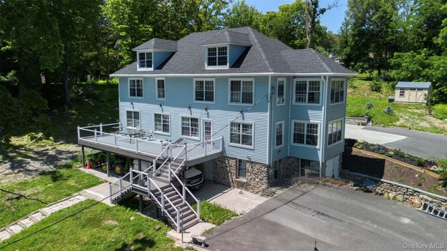 556 Lakes Road, Monroe, NY 10950