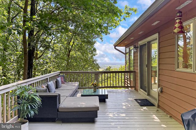 2090 PAINTER CT, Haymarket, VA 20169