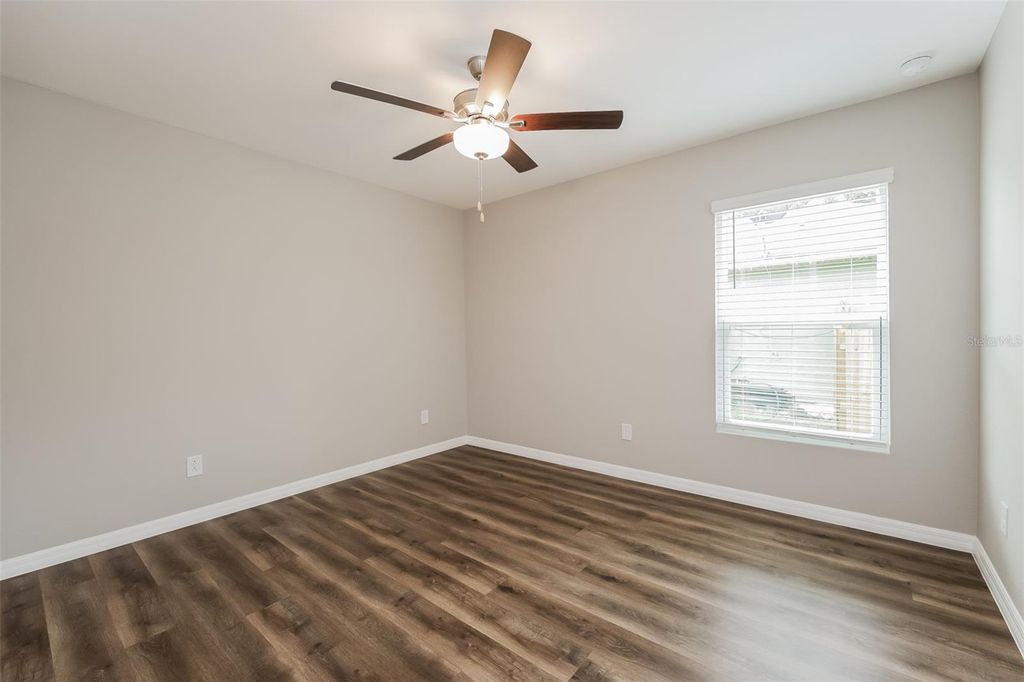 Image 11 of property listing at 3673 SHALIMAR TERRACE, North Port, FL 34286