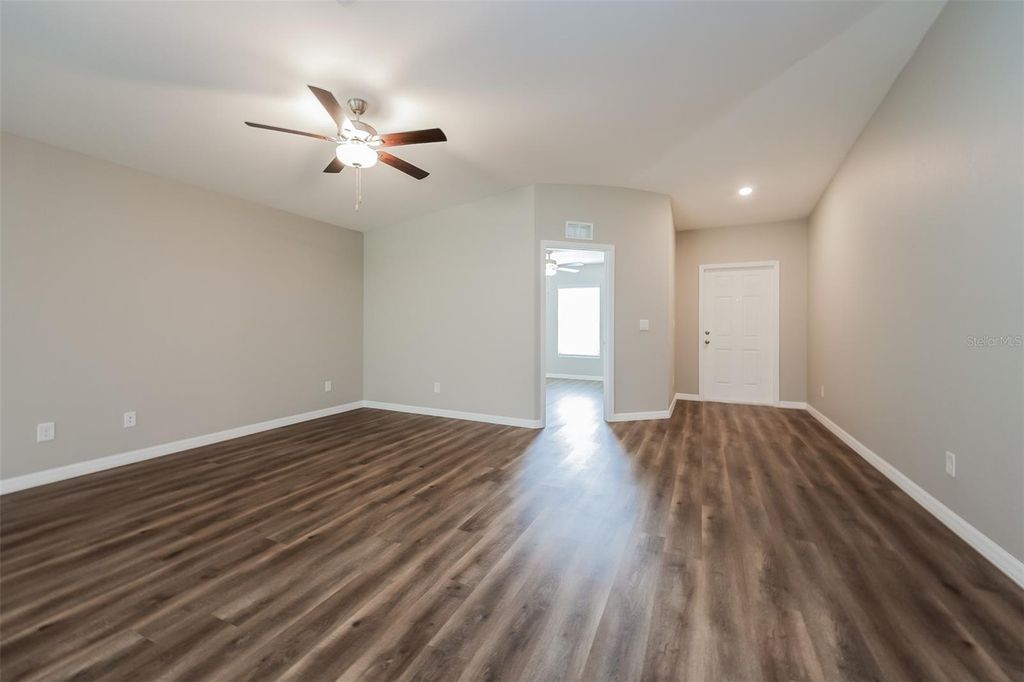 Image 4 of property listing at 3673 SHALIMAR TERRACE, North Port, FL 34286