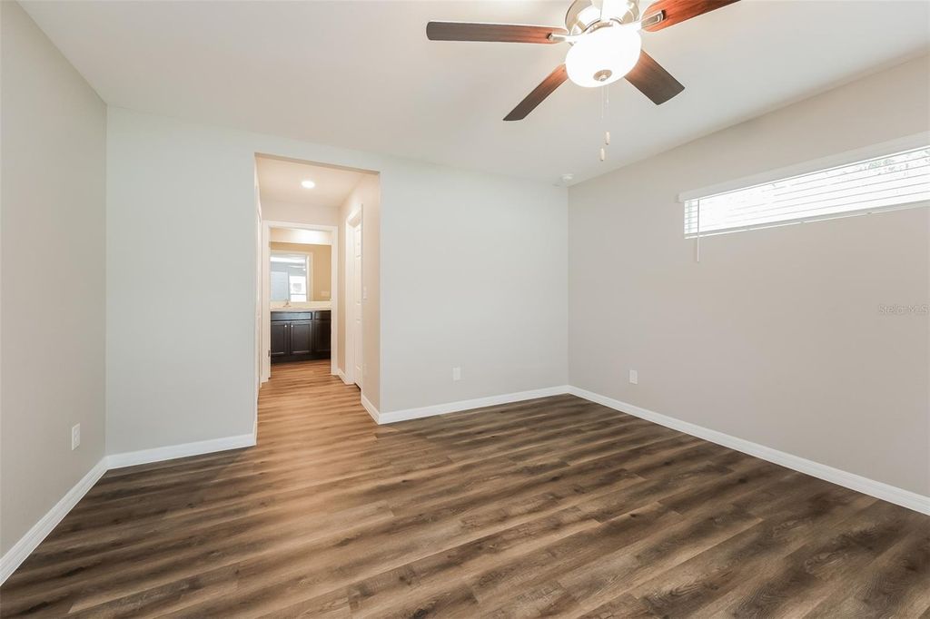 Image 9 of property listing at 3673 SHALIMAR TERRACE, North Port, FL 34286