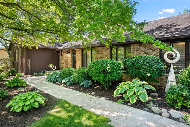 1311 Azalea Lane, Dekalb, IL 60115