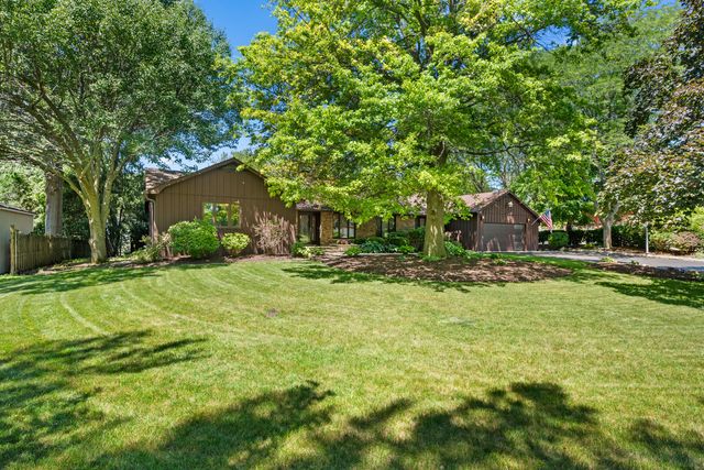 1311 Azalea Lane, Dekalb, IL 60115