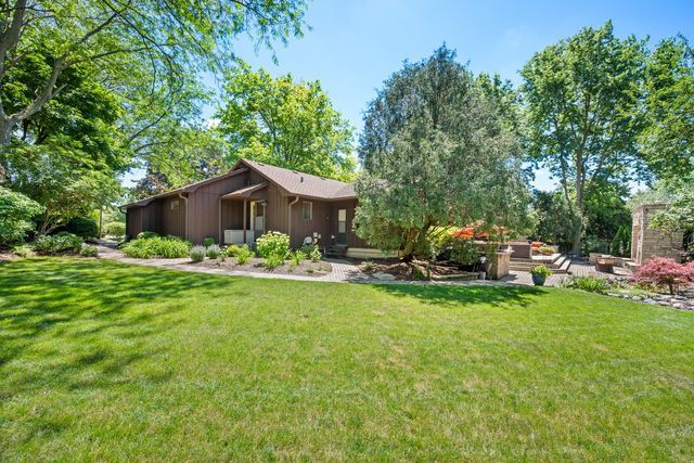 1311 Azalea Lane, Dekalb, IL 60115