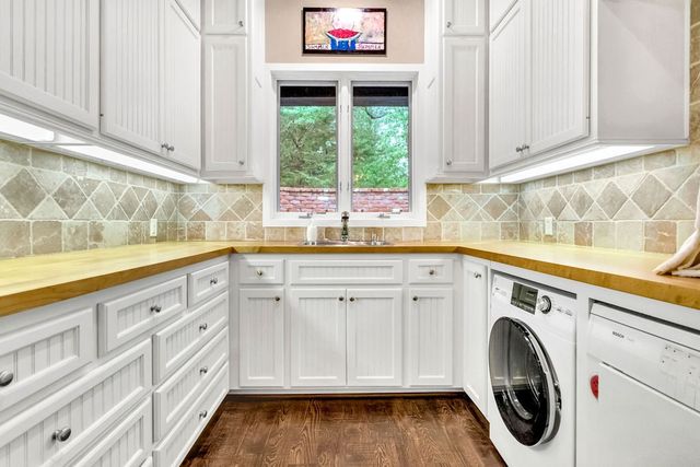 1355 Hideaway Lane W, Hideaway, TX 75771