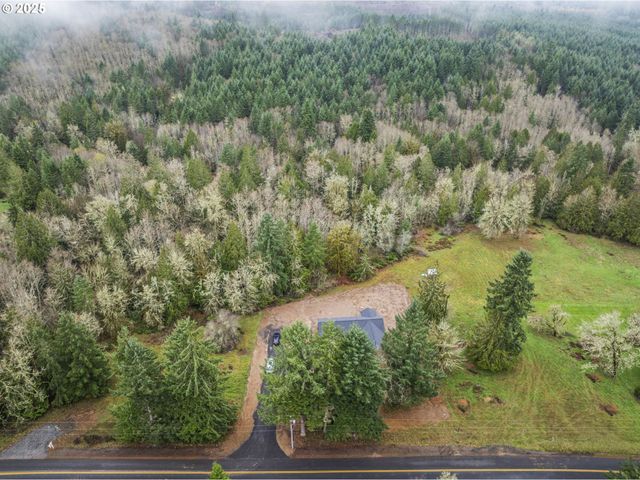 960 Paine Rd, Castle Rock, WA 98611