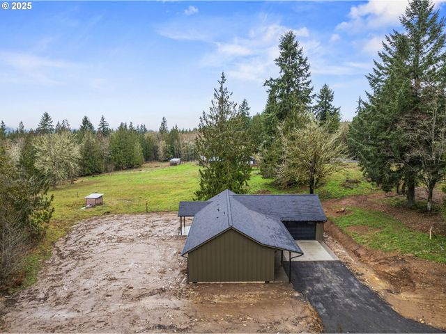 960 Paine Rd, Castle Rock, WA 98611