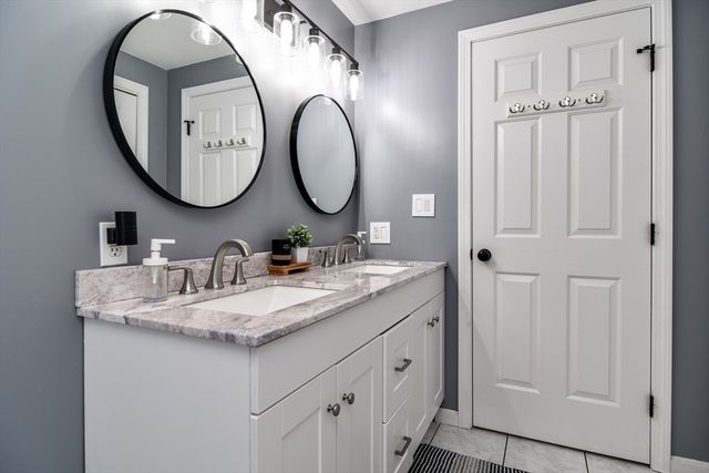 34 Oran Street, Worcester, MA 01605