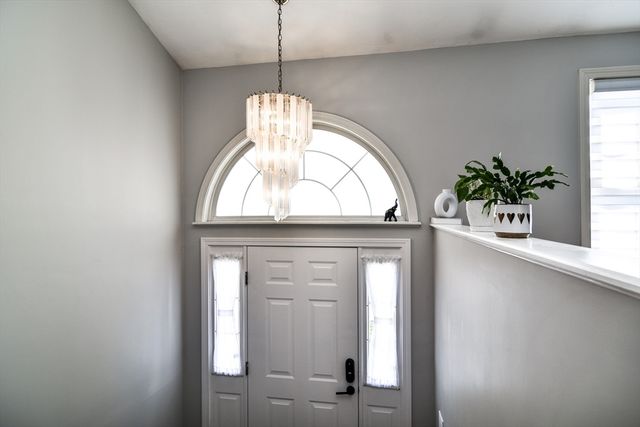 34 Oran Street, Worcester, MA 01605