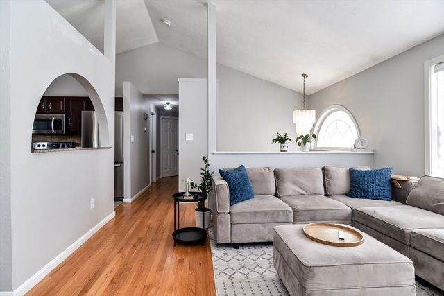 34 Oran Street, Worcester, MA 01605