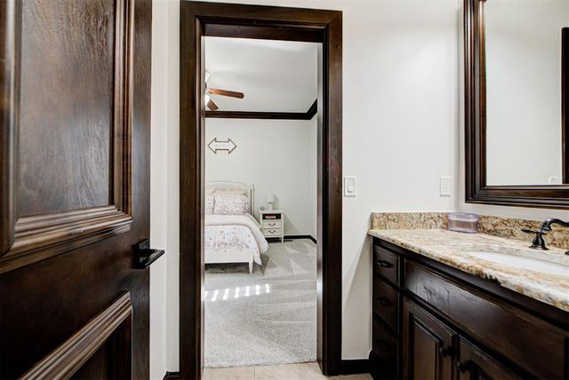 6716 Oak View Road, Edmond, OK 73025