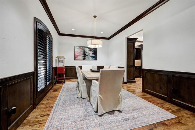 6716 Oak View Road, Edmond, OK 73025