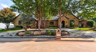 6716 Oak View Road, Edmond, OK 73025