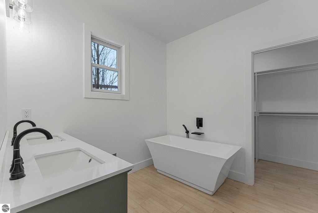 Image 21 of property listing at 1393 Killdeer Lane, Kingsley, MI 49649