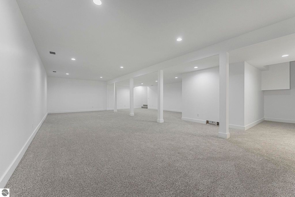 Image 30 of property listing at 1393 Killdeer Lane, Kingsley, MI 49649