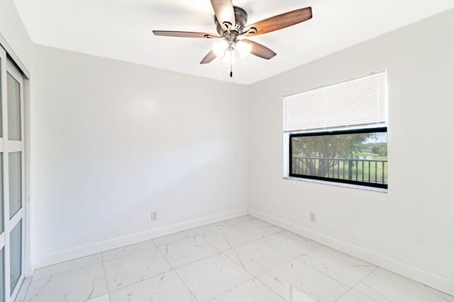 10331 Sunrise Lakes Boulevard 302, Sunrise, FL 33322
